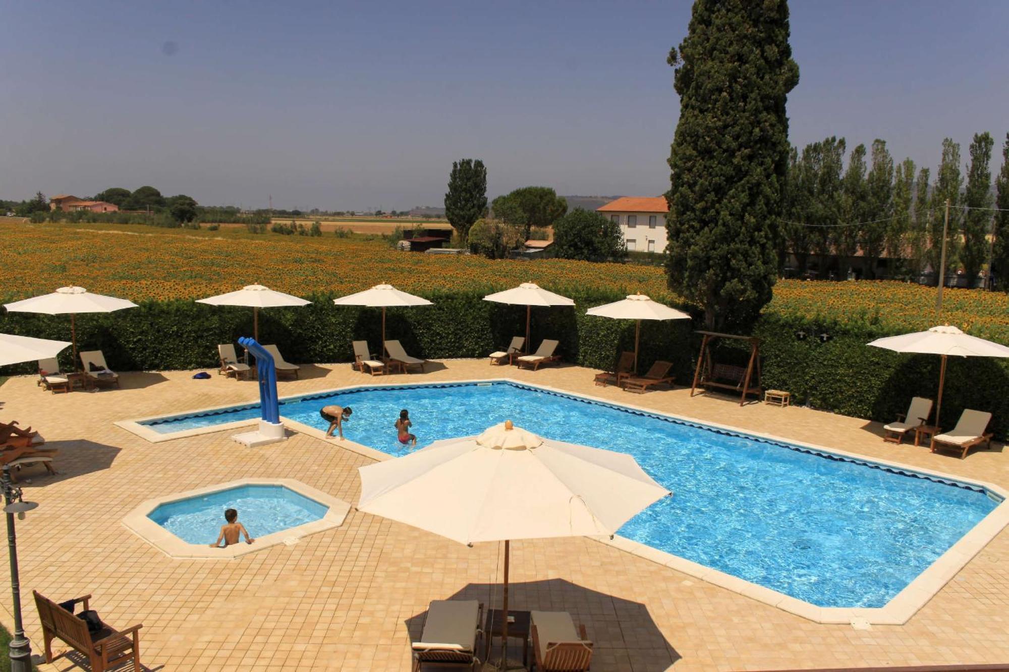 Podere Tre Cipressi Apart otel Campiglia Marittima Dış mekan fotoğraf