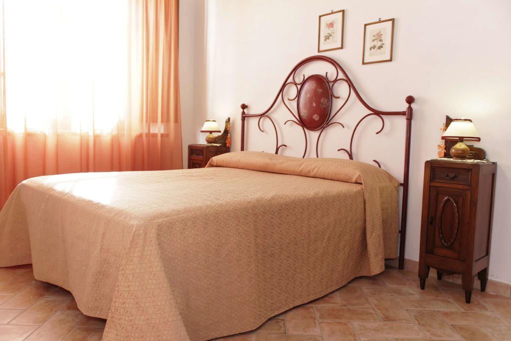 Podere Tre Cipressi Apart otel Campiglia Marittima Dış mekan fotoğraf