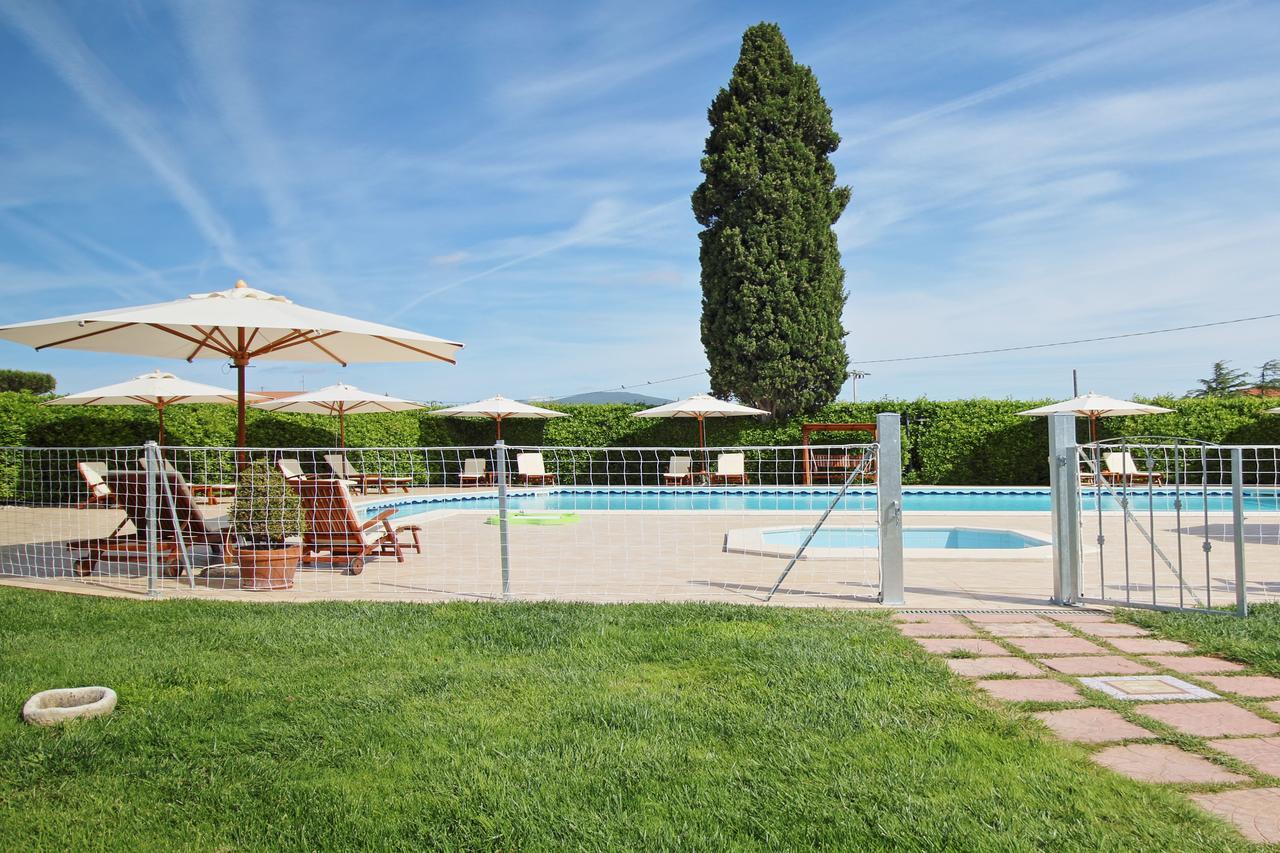Podere Tre Cipressi Apart otel Campiglia Marittima Dış mekan fotoğraf